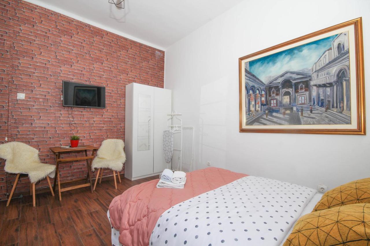 ספליט Fab 'N' Chic Apartments מראה חיצוני תמונה