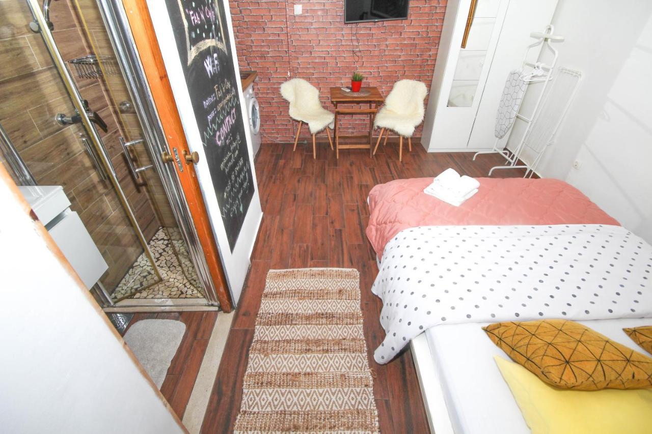 ספליט Fab 'N' Chic Apartments מראה חיצוני תמונה