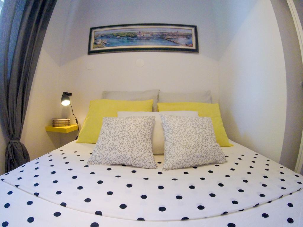 ספליט Fab 'N' Chic Apartments מראה חיצוני תמונה